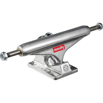 Silver Supreme Independent® Truck Skateboard Accessories | AU181DN
